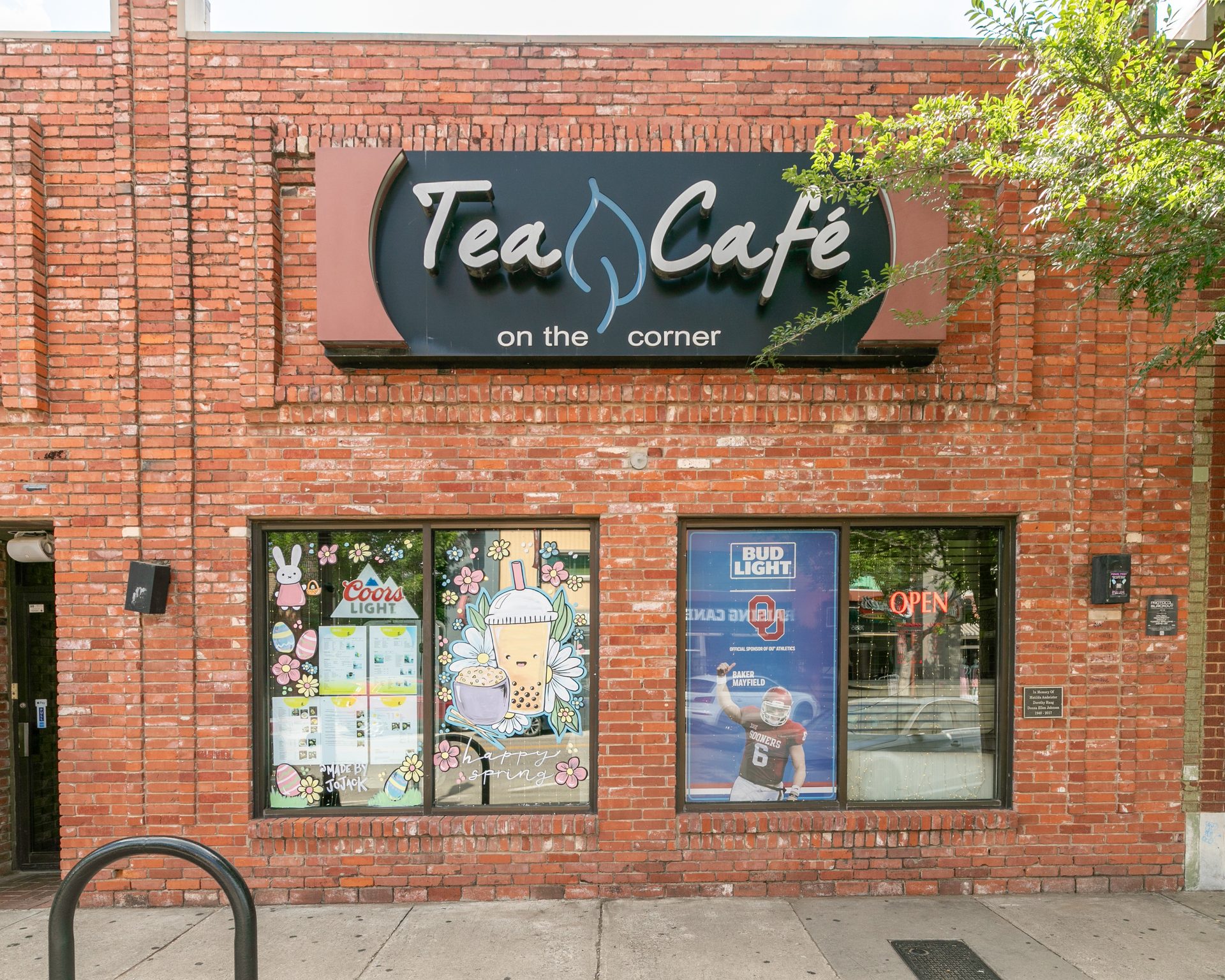 Asian Fusion & Boba on Asp Avenue