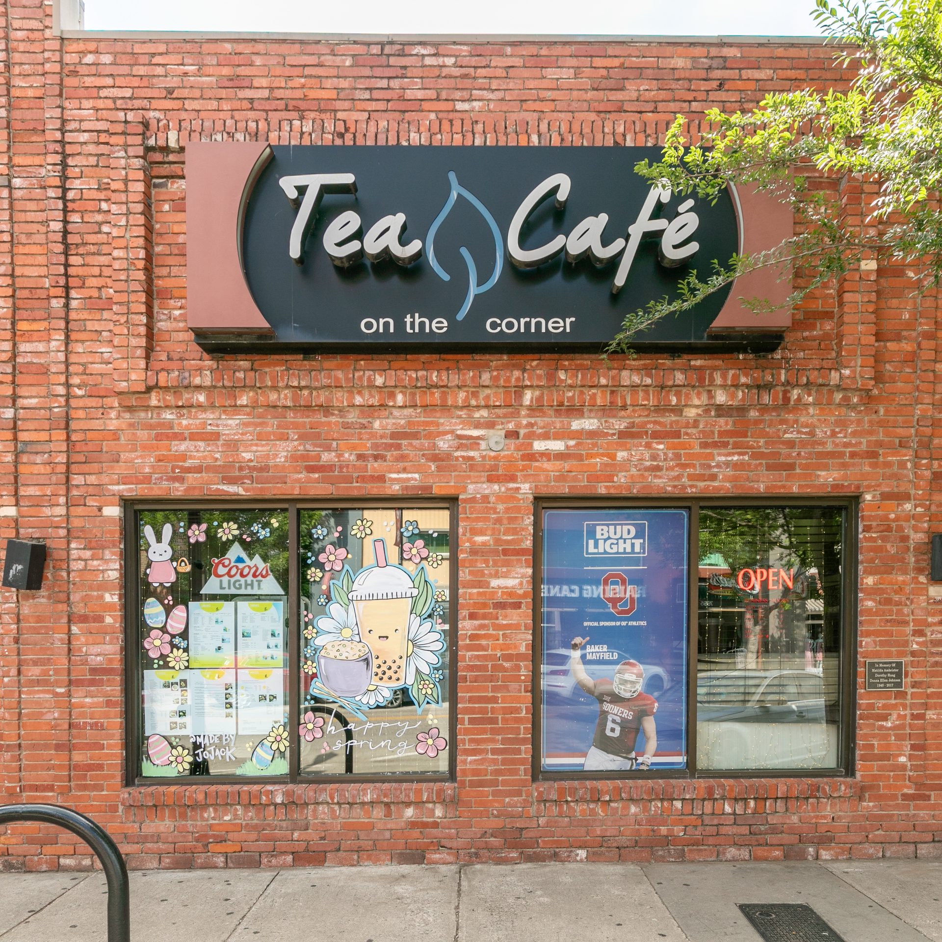 Asian Fusion & Boba on Asp Avenue